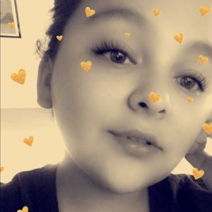 Meet your Posher, Naomi